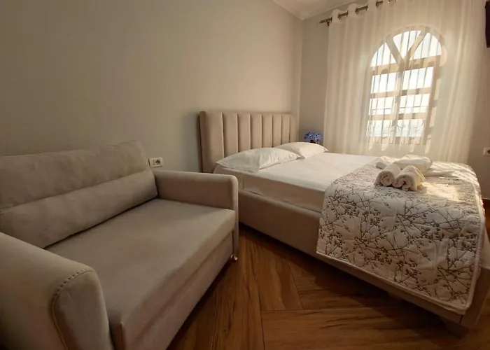 别墅 Guri Imperium Krujë