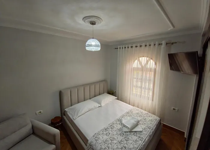 别墅 Guri Imperium Krujë