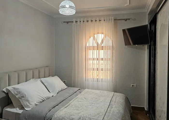 Willa Guri Imperium Krujë